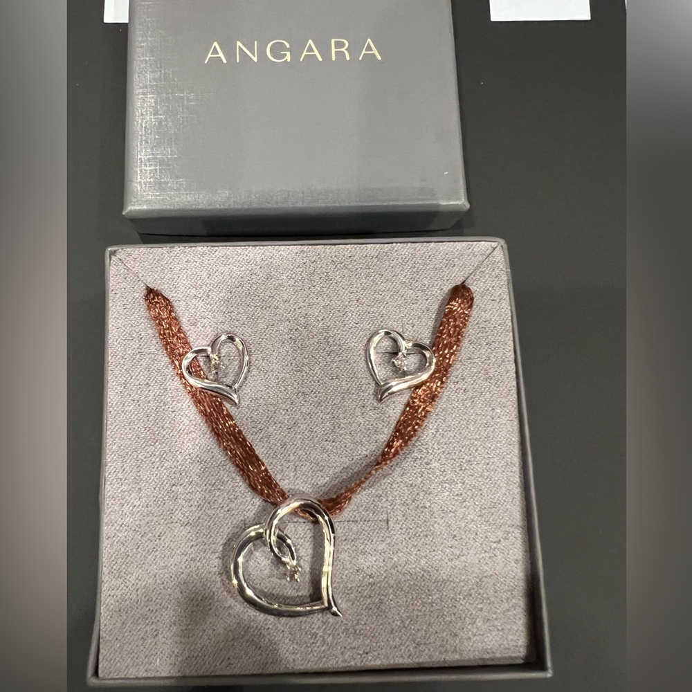 NIB ANGARA STERLING SILVER HEART WITH DIAMOND ACCENT EARRINGS AND PENDANT SET - Picture 10 of 10